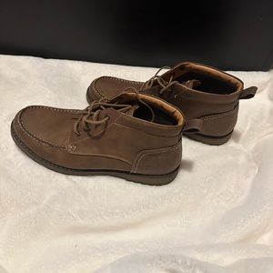 Comfortable causal shoes